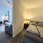 Schoene Wohnung Fuer 4 Gaeste An Der Eilenriede Mit Kostenlosen Parkplaetzen